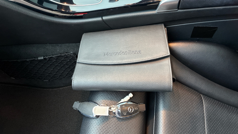 Mercedes-Benz C-Class C220d AMG Line Premium 4dr Auto Diesel Saloon